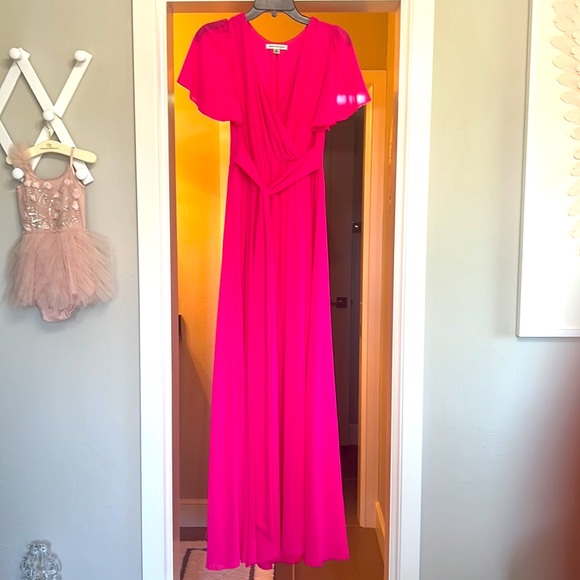 Fuchsia Chiffon Short Sleeve Wrap V-Neck Front Slit Maternity Maxi - Picture 4 of 4